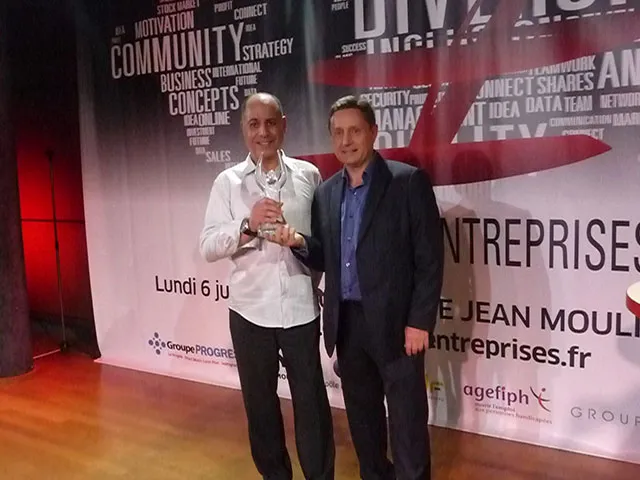 Philippe Mandier recevant le trophée de la diversité en 2016